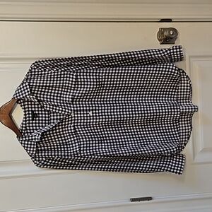 Women's Ann Taylor Black‎ and White Checkered Button Down Shirt